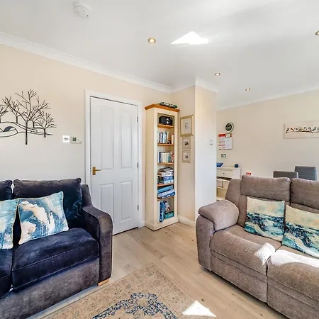 Oaks * Bowness-on-Windermere